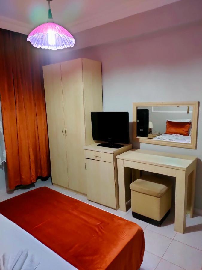 Erenler Hotel Side